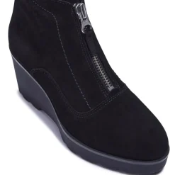 Kelania Black Suede Ankle Boots<Carl Scarpa Discount