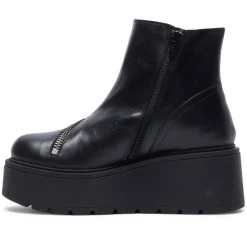 Serpentina Black Leather Ankle Boots<Carl Scarpa Sale