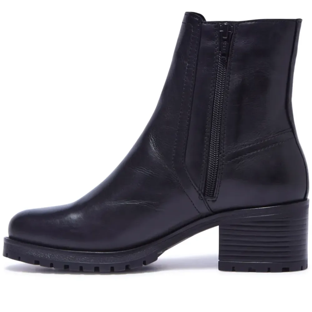 Trepani Black Leather Ankle Boots<Carl Scarpa Hot