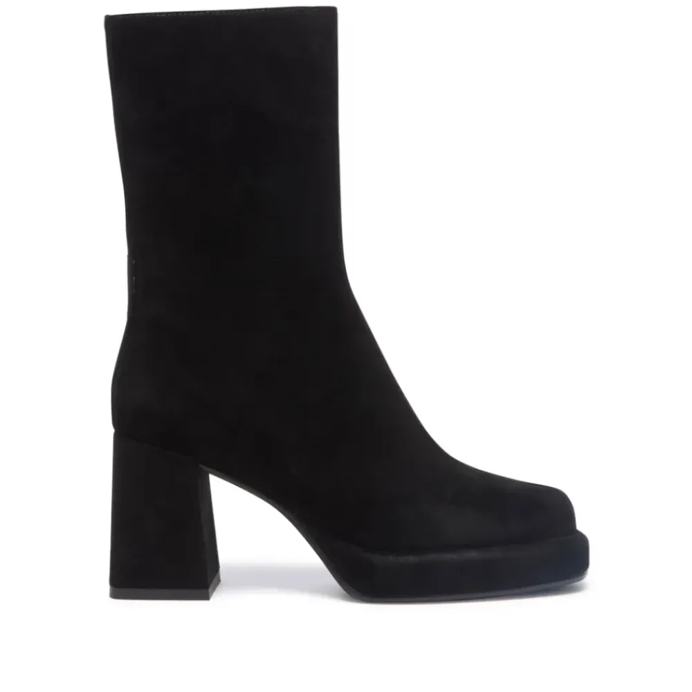 Tropea Black Suede Ankle Boots<Carl Scarpa Discount