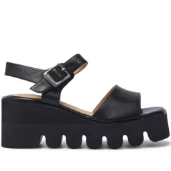 Veronne Black Leather Wavesole Sandals<Carl Scarpa Outlet